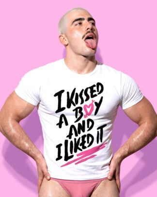 I kissed a boy (playera blanca)