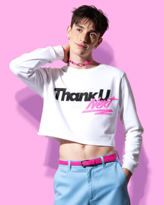 Ariana Grande Thank u, next crop-top (sudadera corta blanca)