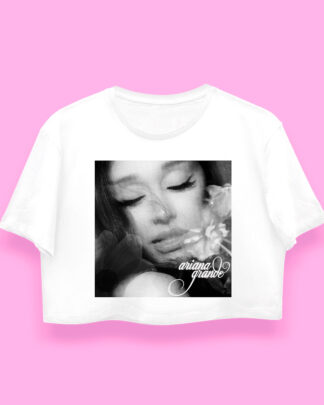 Ariana Grande PETAL crop-top (playera corta blanca)